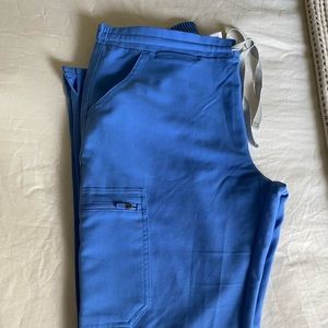 Ceil Blue FIGS Yola Regular